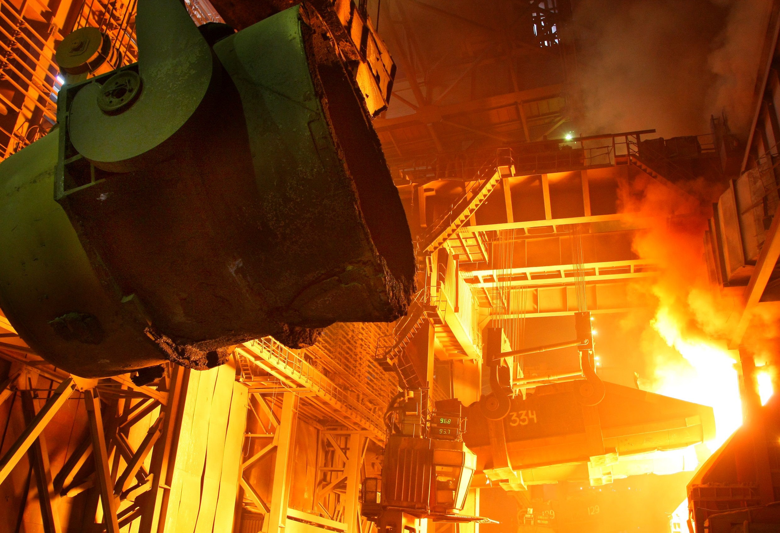 ММК реализует крупный экологический проект в сталеплавильном производстве