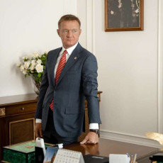 Роман Старовойт (Фото: официальный сайт губернатора и правительства Курской области)