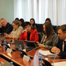 Фото: пресс-служба Законодательного собрания Приморского края