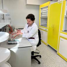 Больше чем аптека: НОФ возродила формат производственных аптек