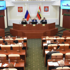 Фото: пресс-служба Курской областной Думы