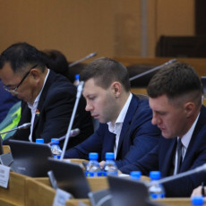 Фото: пресс-служба Законодательного собрания Приморского края