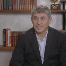Максим Смоленцев: люди приезжают к нам не только играть