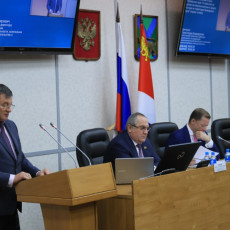 Фото: пресс-служба Законодательного собрания Приморского края