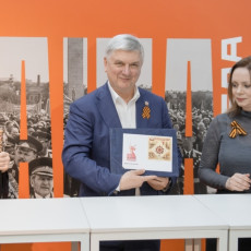 Митрополит Леонтий, Александр Гусев, Светлана Порошина (Фото: Константин Толоконников)
