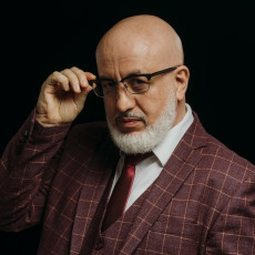 Михаил Гребенщиков / РБК. Большой винный салон «Время вина: weekend». Центр событий РБК. Москва 2026 г.