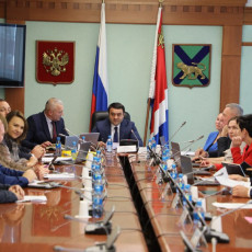 Фото: пресс-служба Законодательного собрания Приморского края