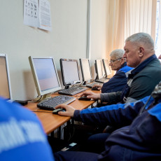 Водители Ремонтно-механического завода сдали ежегодный экзамен по ПДД