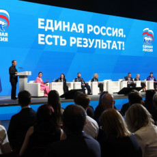 «Единая Россия» предложила новые меры поддержки семей с детьми