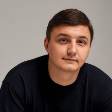 Илья Степанов