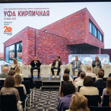 «Кирпич — символ надежности, прочности и созидания»