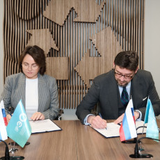 Ирина Тарасова и Александр Линников (Фото: пресс-служба ППК РЭО)