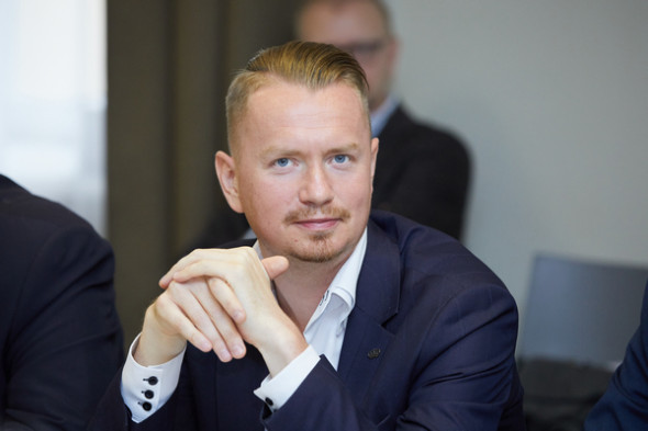 Урок окружающего мира "Кладовая витаминов" для 1–2-х классов с использованием цифрового микроскопа