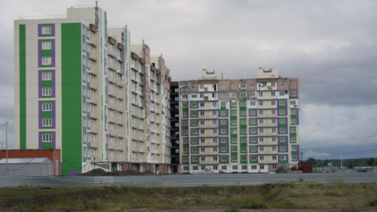 Один из известных долгостроев Новосибирска &mdash; ЖК &laquo;Новомарусино&raquo;