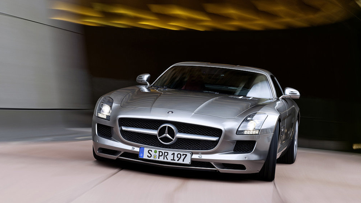 Mercedes SLS – новый объект поклонения :: Autonews