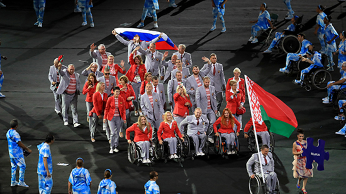 МПК проведет расследование из-за флага России на открытии Паралимпиады — РБК