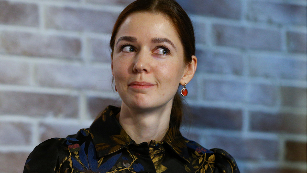 Қатаң лесбиянка иесінің құлдар үстіндегі күші Қалай серпілу ережесі