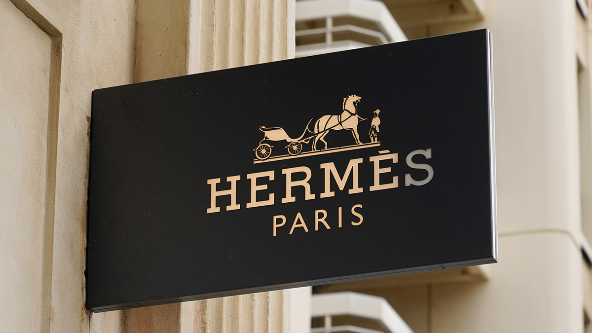 Акции Hermes показали наибольшее падение с начала года среди конкурентов |  РБК Инвестиции