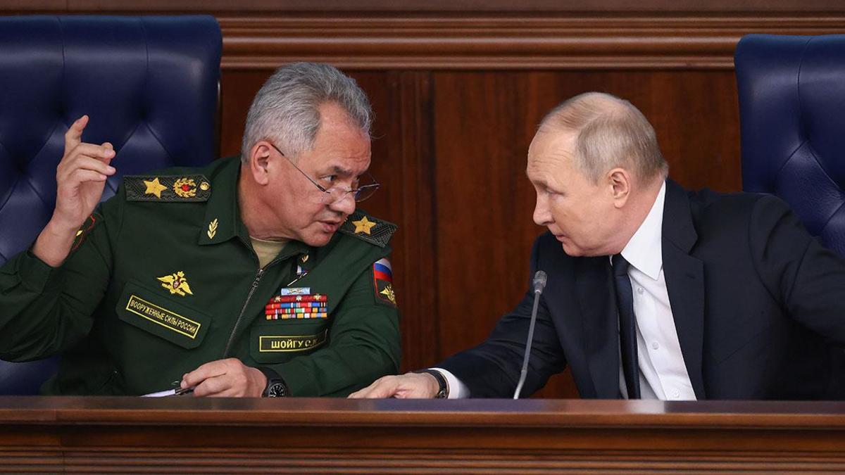 Владимир Путин и Сергей Шойгу