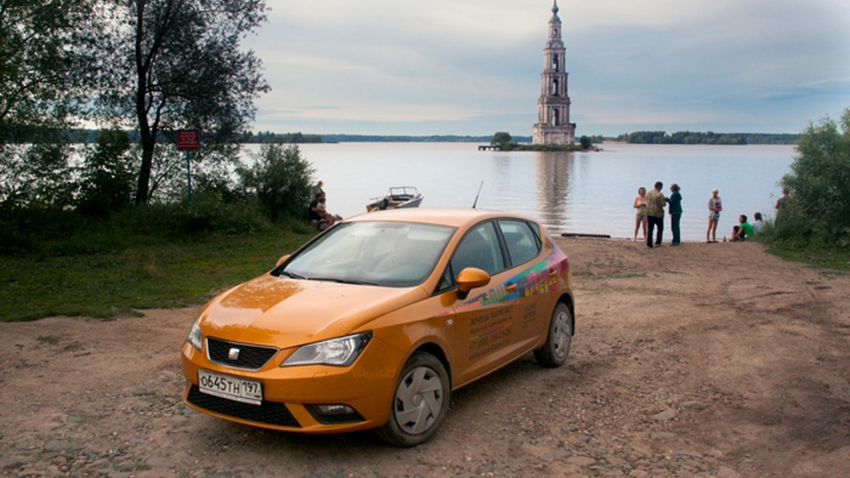 Seat Ibiza и Kia Rio: такой разный B-класс :: Autonews