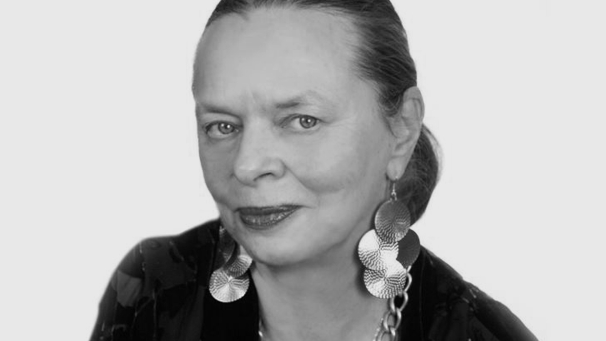Нина Акимова