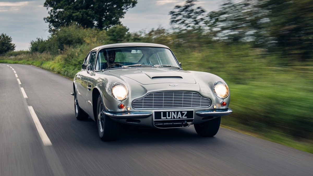 Классический Aston Martin DB6 превратили в электрокар стоимостью $1 млн ::  Autonews