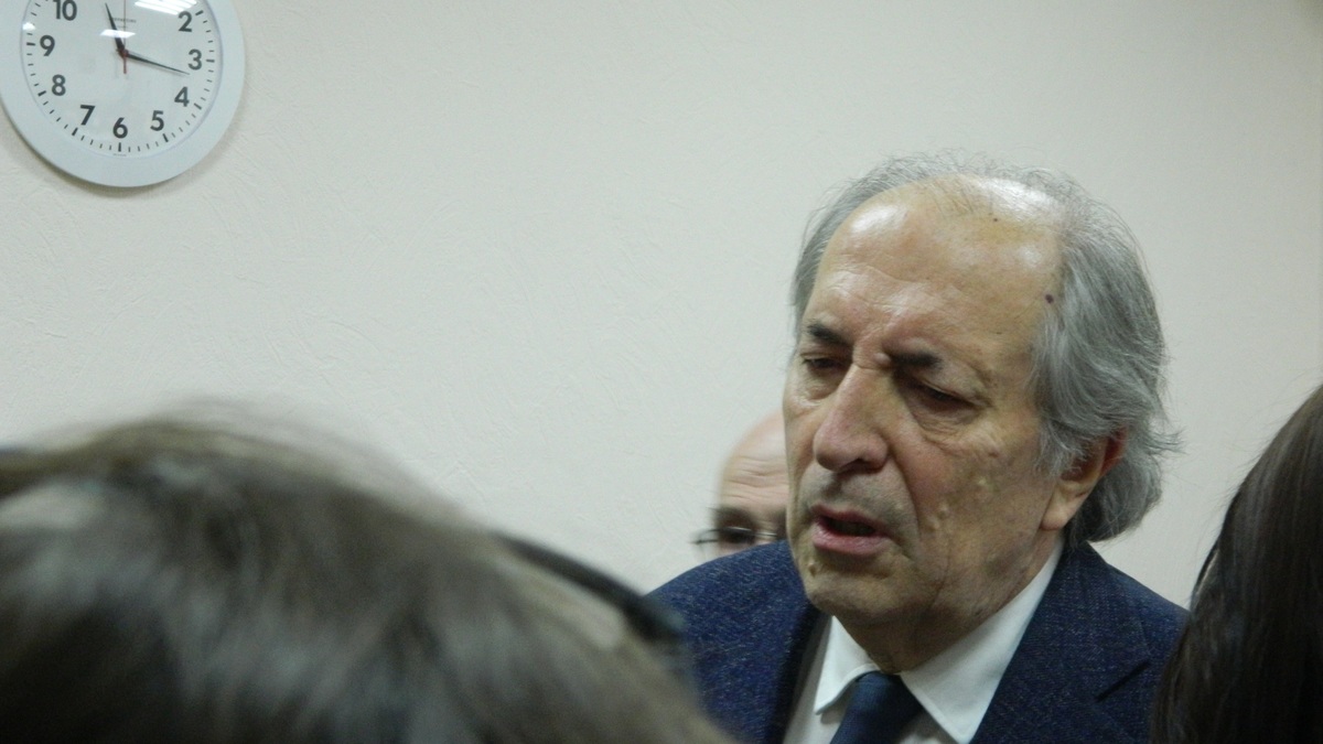 Андрей Колесников