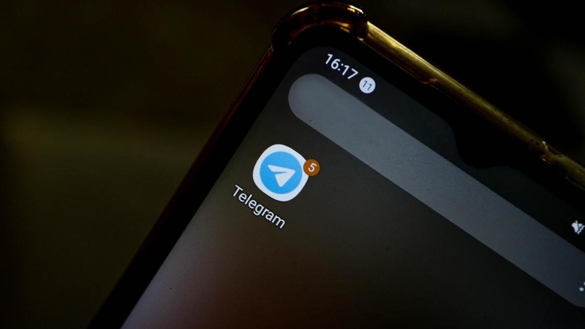 В работе Telegram и WhatsApp произошел сбой — РБК