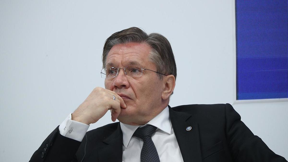 Алексей Лихачев