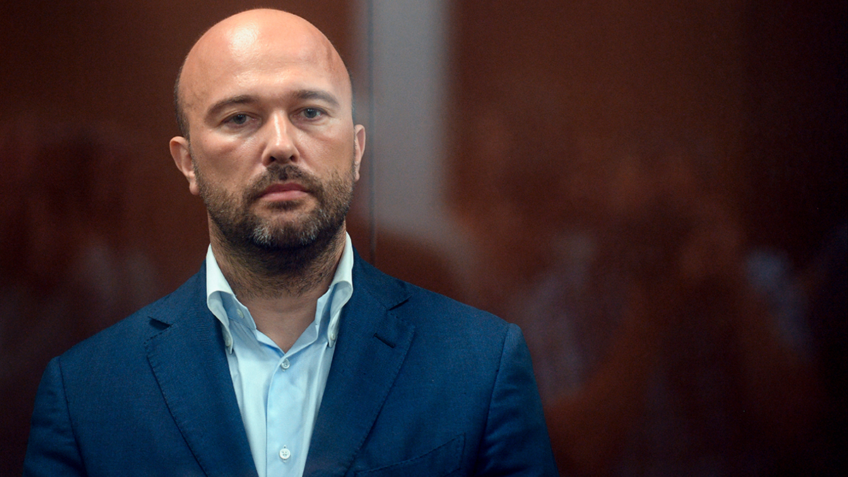 Дмитрий Мазуров