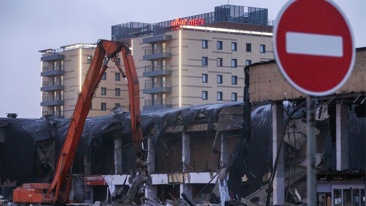 В Москве снесли более тысячи самовольных построек :: Город :: РБК  Недвижимость