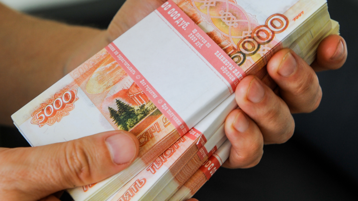 Спросом пользовались вклады на срок от шести месяцев до года 