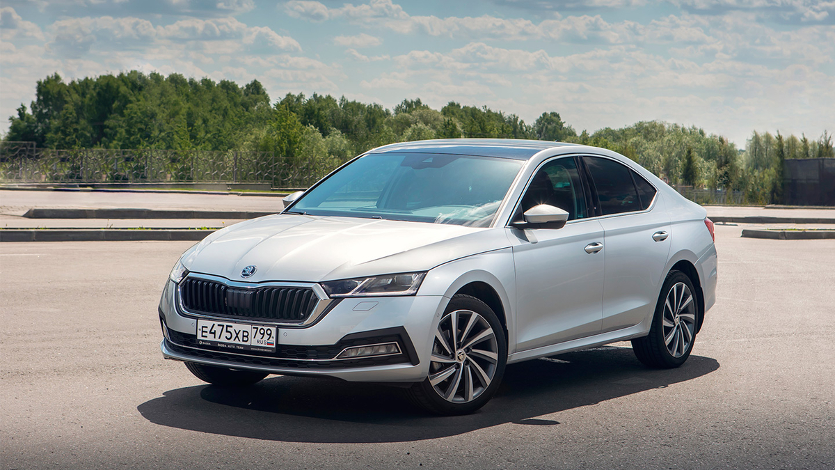 Дифирамбы и боль. Три мнения о новой Skoda Octavia :: Autonews