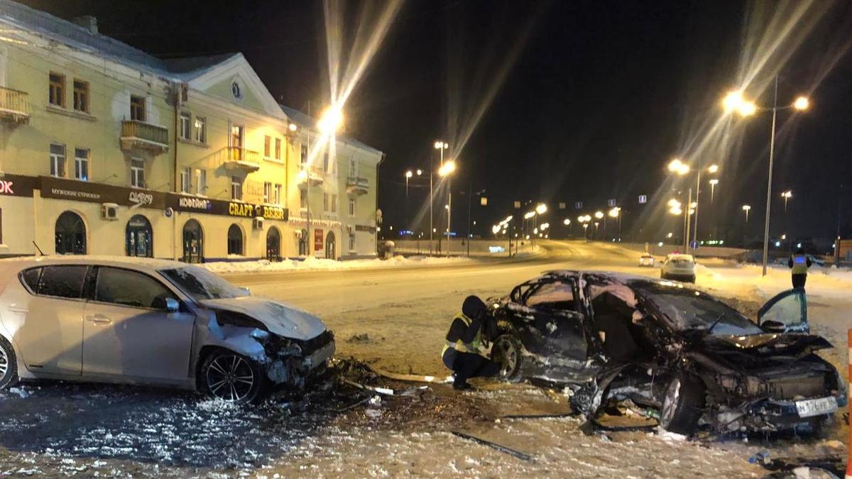 ДТП в центре Тюмени: погиб пассажир, водитель сбежал — РБК