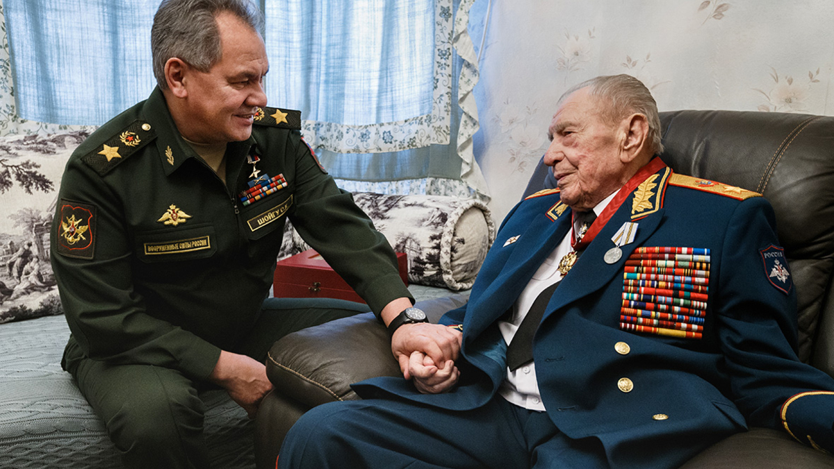 Сергей Шойгу и Дмитрий Язов