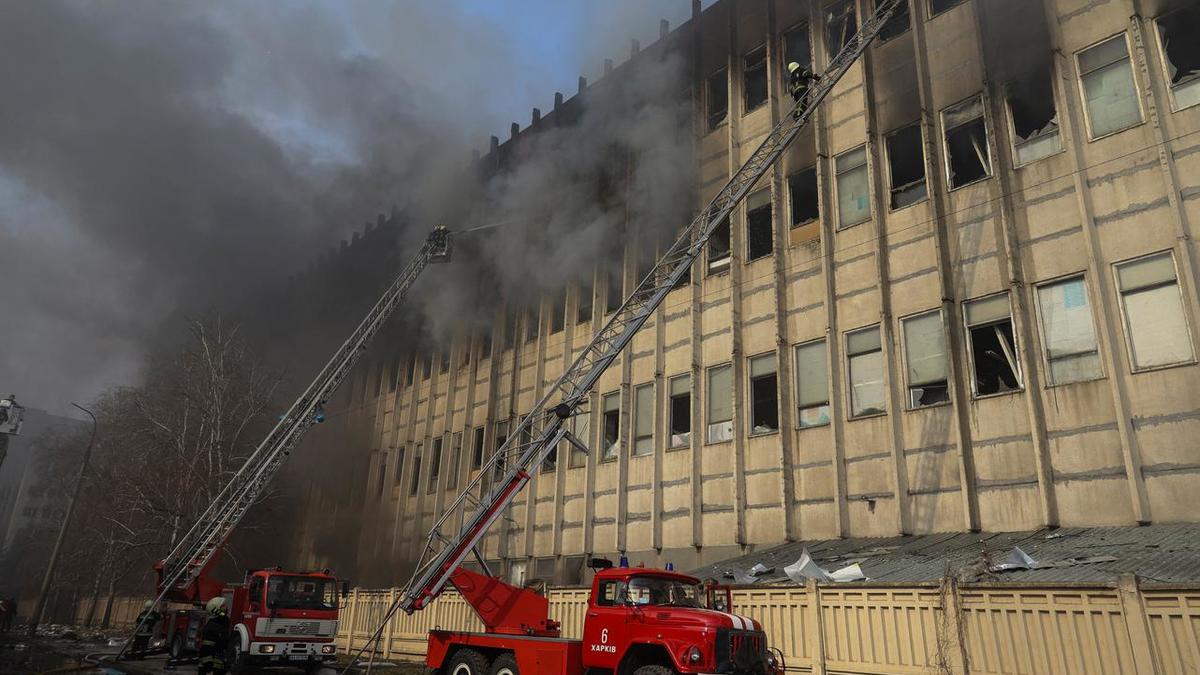 Харьков почти полностью остался без света после серии взрывов — РБК