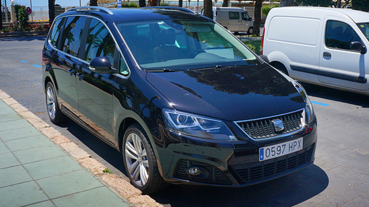 Освоение пространства. Тест-драйв Seat Alhambra :: Autonews