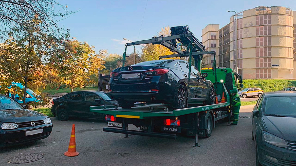 В Москве приставы забрали у водителя Mazda за штрафы на ₽400 тыс. ::  Autonews