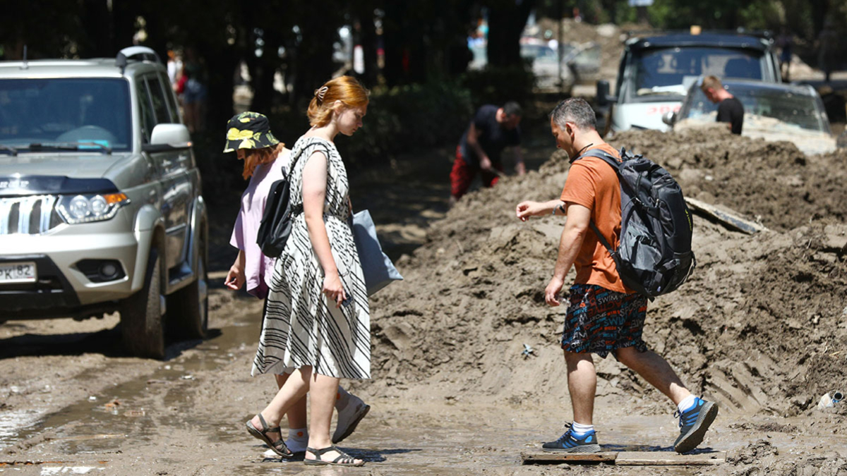 Число пострадавших в Ялте в результате наводнения превысило 50 человек — РБК