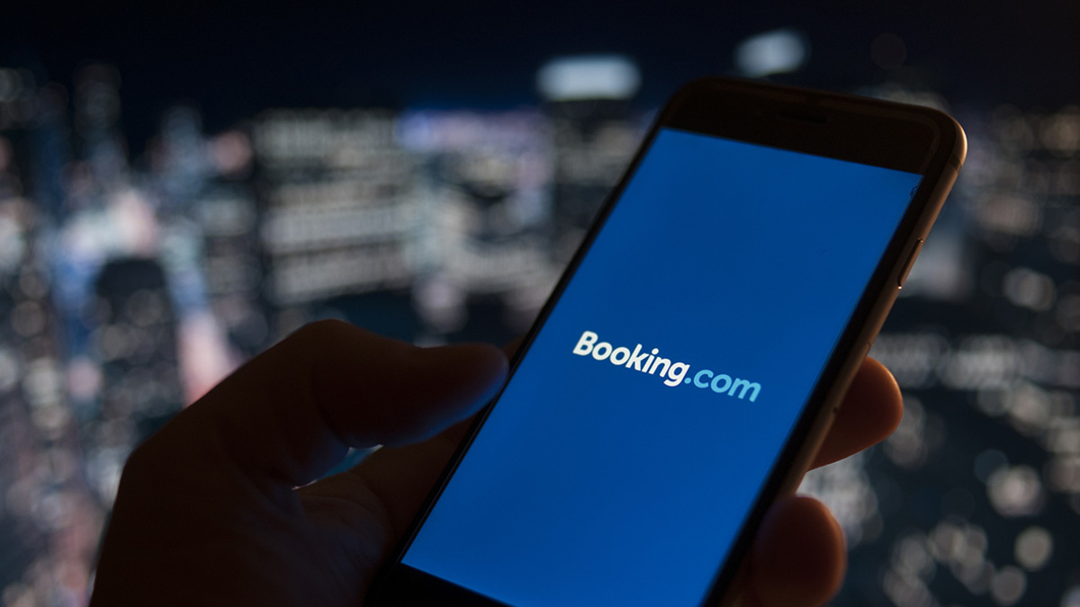 Минкультуры поручило проработать вопрос об ограничении работы Booking.com —  РБК