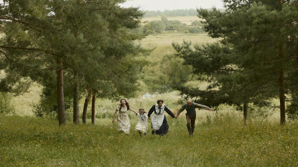 Кадр из фильма «Семейное счастье»