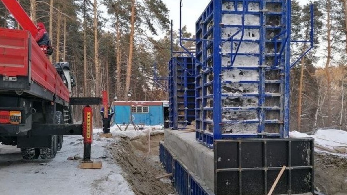Строительство эстакады на автодороге Барышево — Орловка — Кольцово
