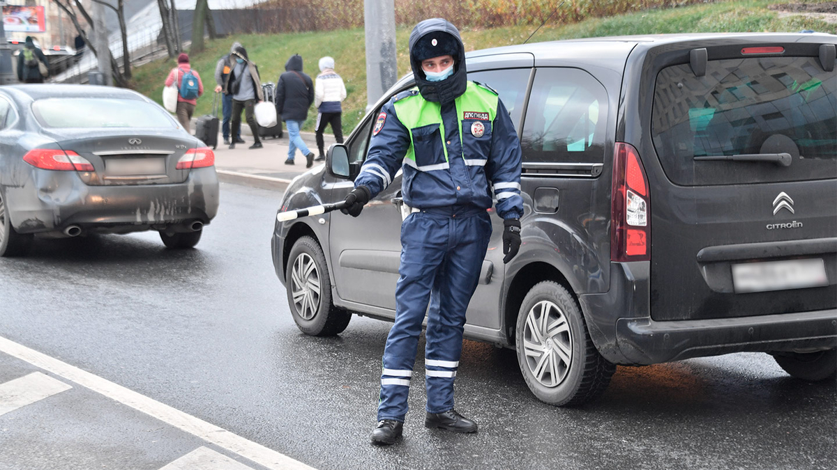 Лишенный, не имеющий права управления». Все о новой операции ГИБДД ::  Autonews