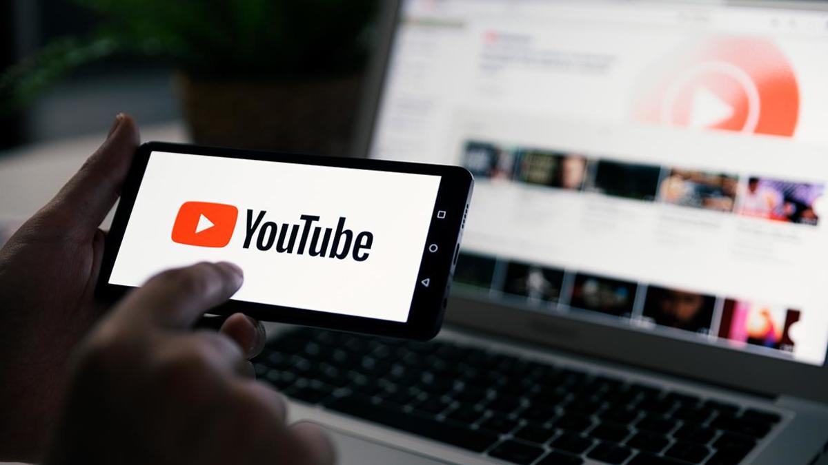 Клишас исключил блокировку YouTube после удаления каналов Совфеда — РБК