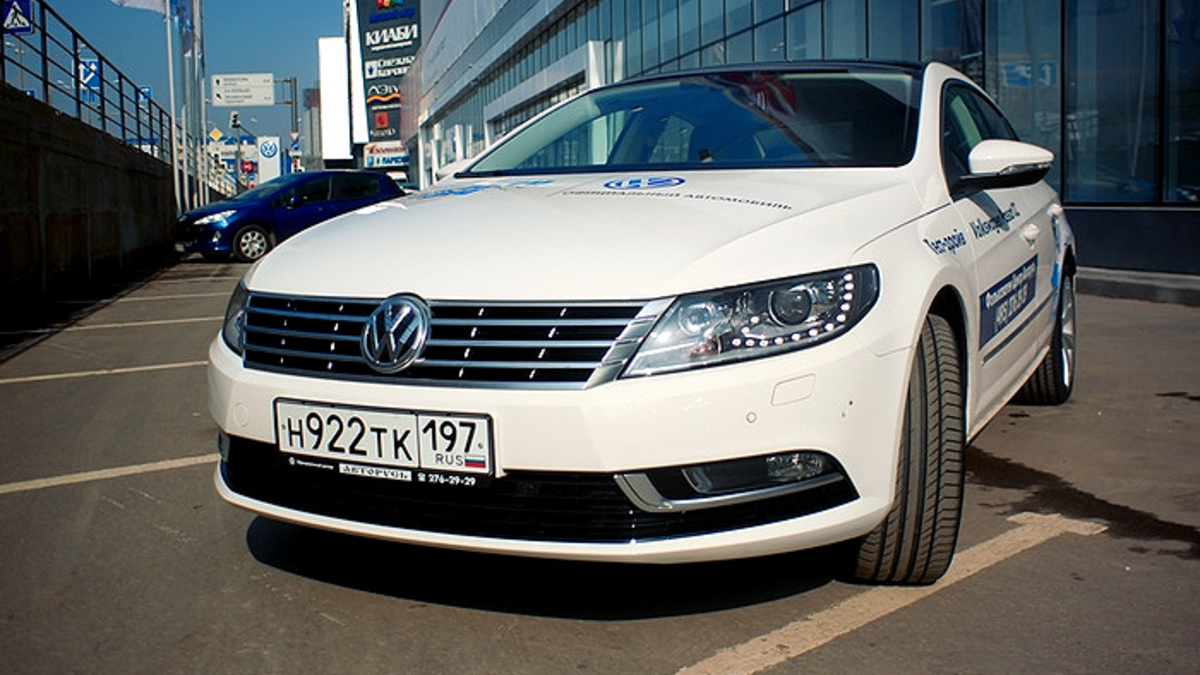 Тест-драйв Volkswagen Passat CC. Женский взгляд на четырехдверное купе ::  Autonews