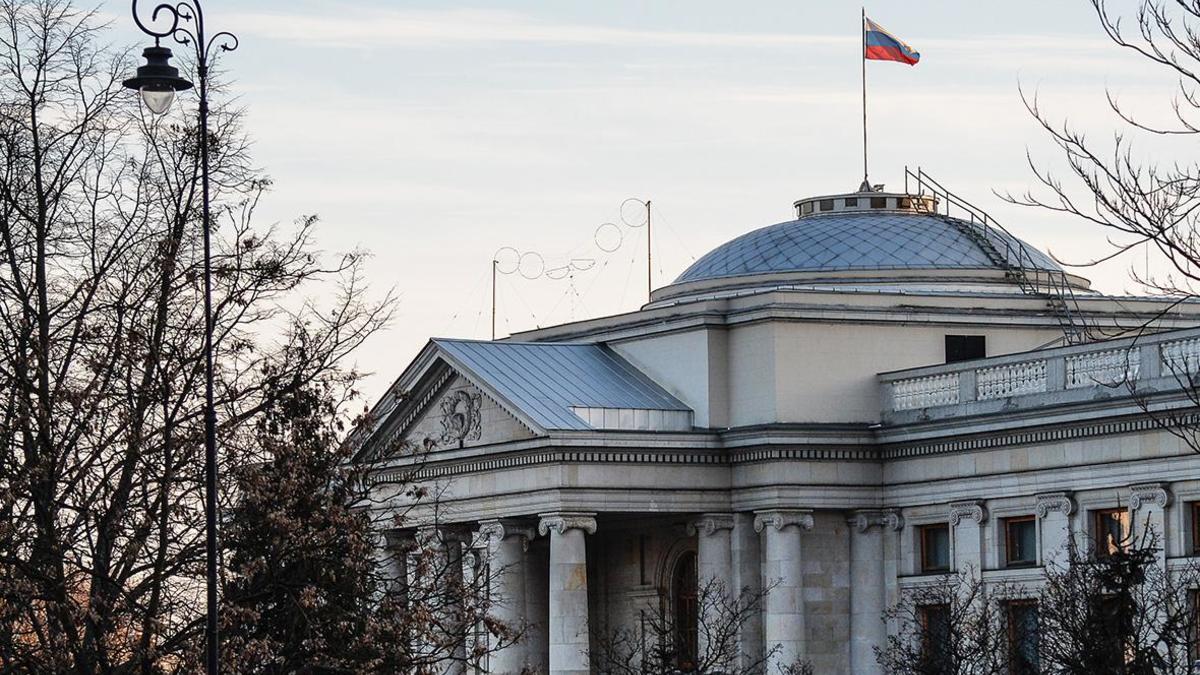 Здание посольства РФ в Варшаве