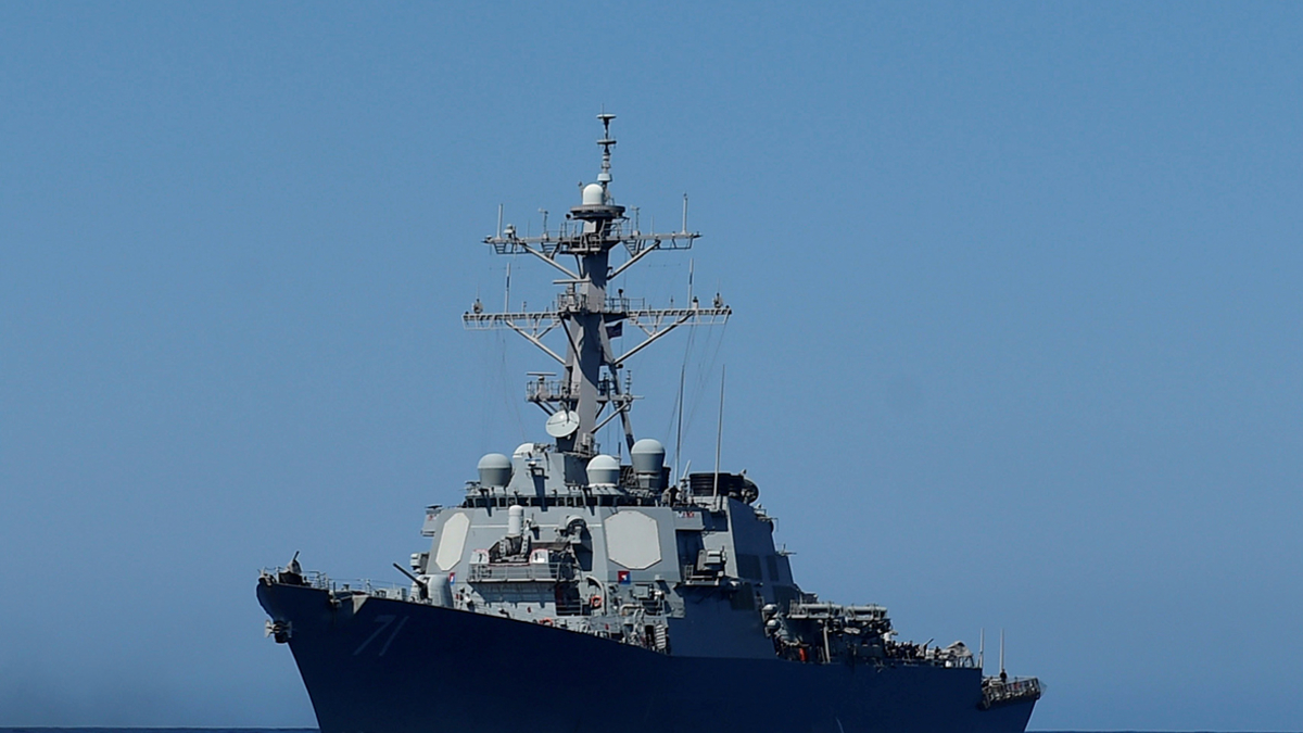 Эсминец Ross ВМС США