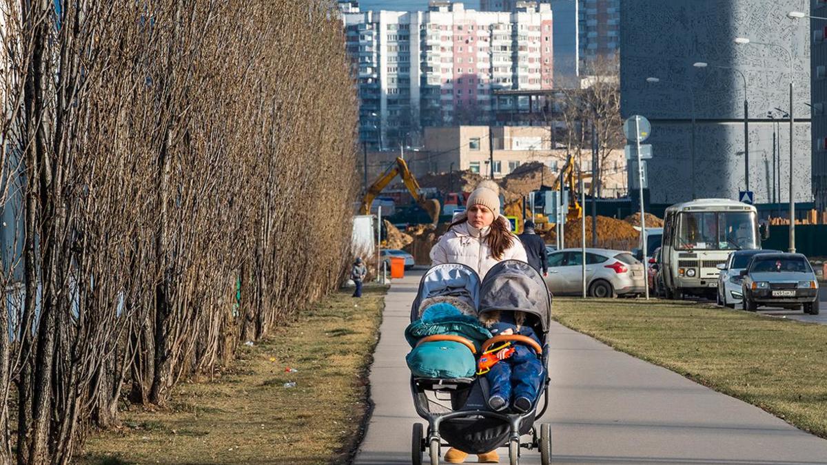 Власти обсудили новые меры поддержки родителей — РБК