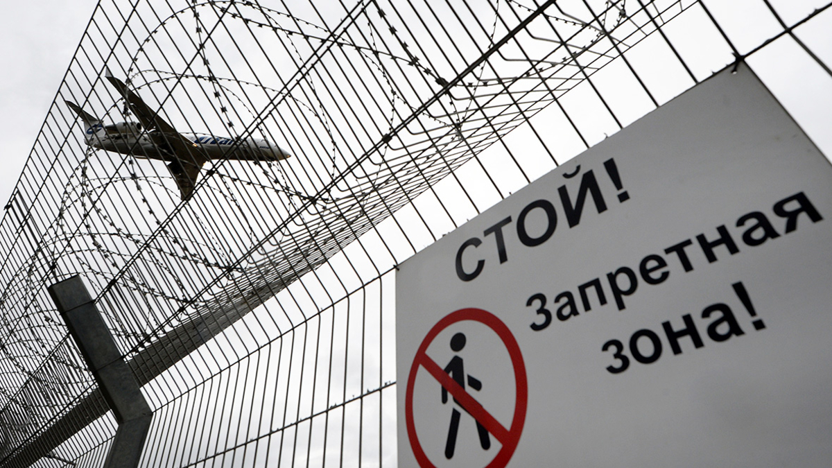 Россия закрыла небо для самолетов из 36 стран в ответ на запрет полетов — РБК