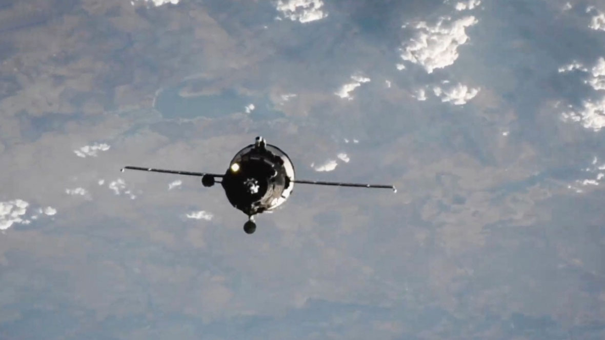 Грузовой корабль «Прогресс МС-15»